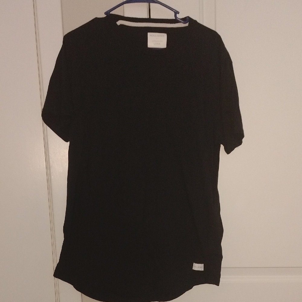 Hollister Black Short Sleeve Tee with Curved Hem